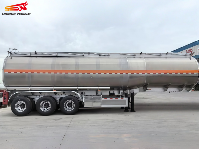 45,000 Liters Aluminum Tanker Trailer - Image 3